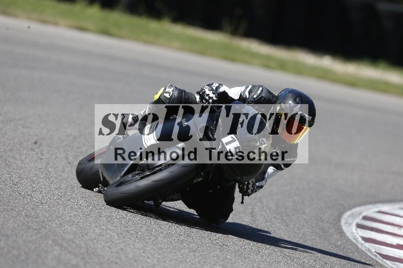 /Archiv-2025/48 25.08.2025 Cornu Master School ADR/blau-bleu/15